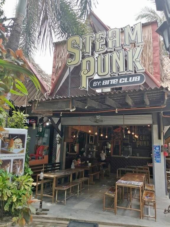 Steam Punk, D'Mall, Boracay